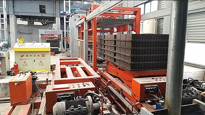 免燒磚軌道窯、免燒磚養(yǎng)護(hù)窯